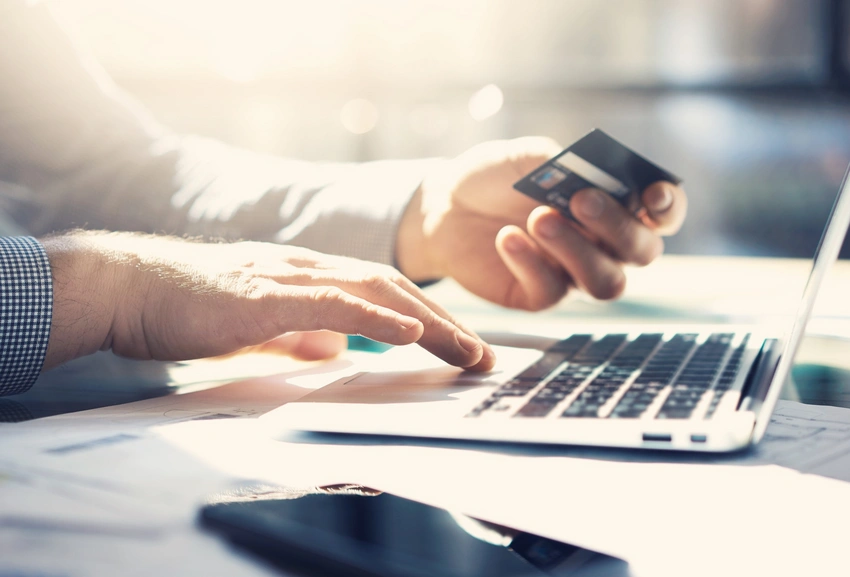 Azərbaycanda real sektora kredit qoyuluşu bir ildə 20%-dən çox artıb