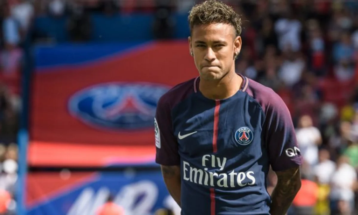 УЕФА дисквалифицировал Неймара на три матча