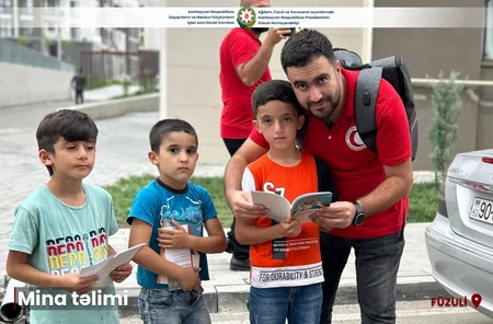 Füzuliyə yeni köçən sakinlərə mina təhlükəsi ilə bağlı təlim keçirilib