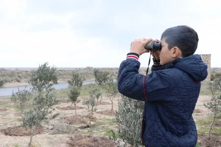 Məktəblilərə Abşeron Milli Parkında açıq dərs keçirilib
