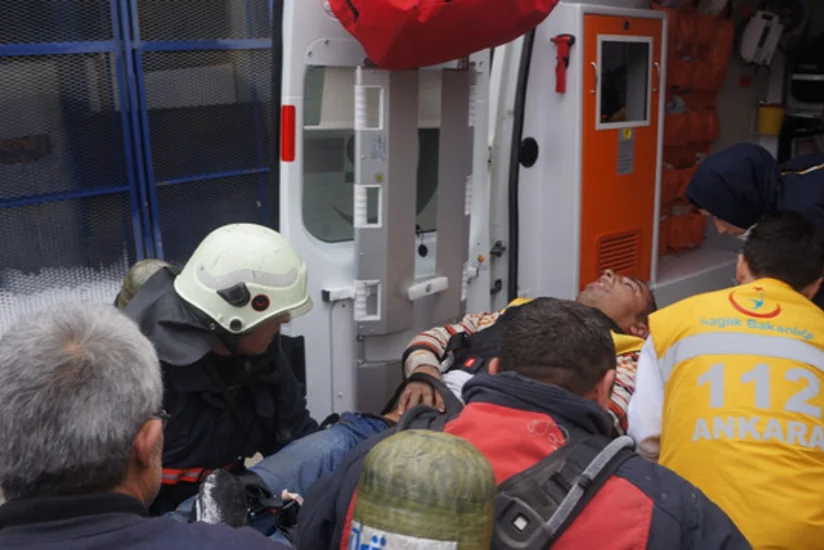Əfqanıstanda bazarda partlayış törədilib, azı 20 hərbçi ölüb