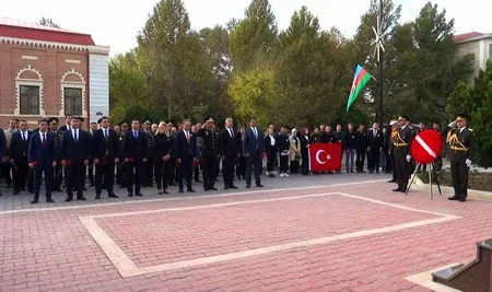 Naxçıvanda Mustafa Kamal Atatürkün xatirəsi anılıb