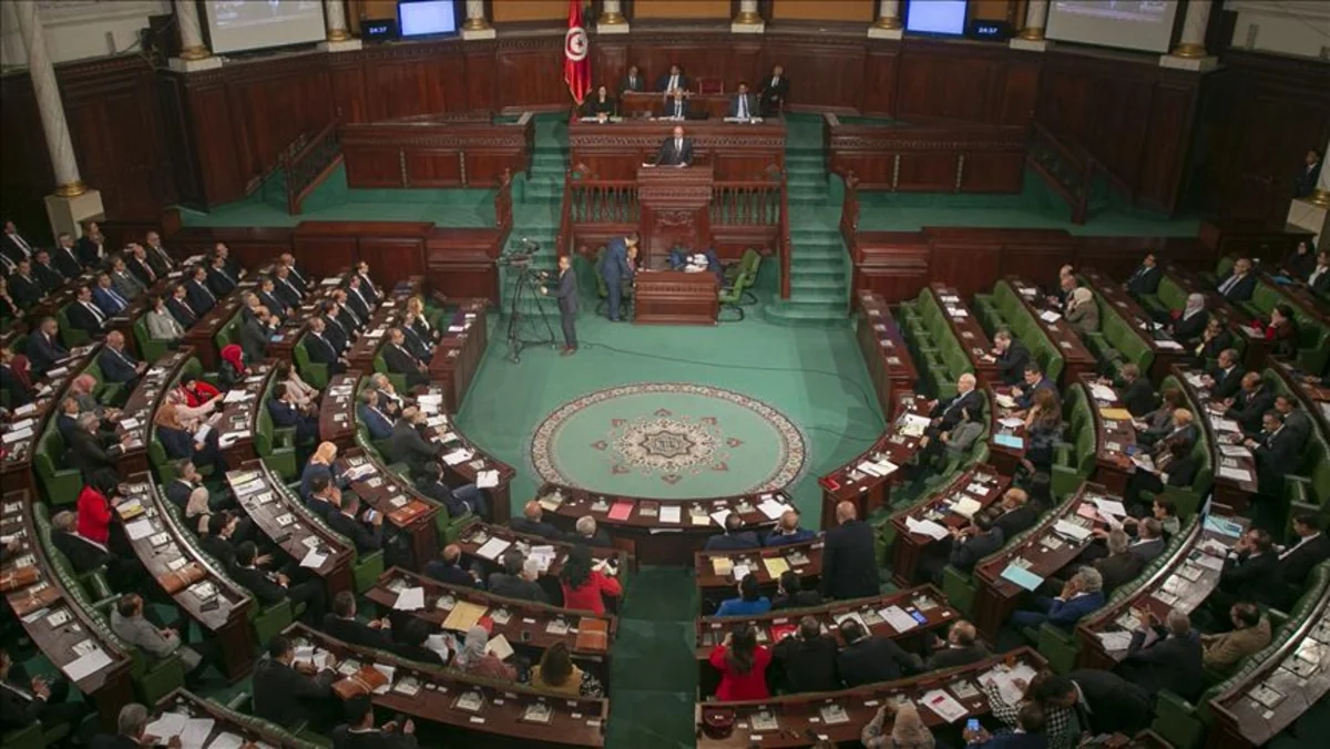Tunis parlamentinin aşağı palatasına növbədənkənar seçkilər keçirilir