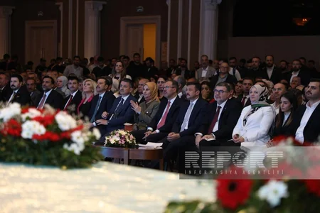 Azərbaycan nümayəndə heyəti İzmirdə AK Partinin namizədlərinin təqdimatında iştirak edib