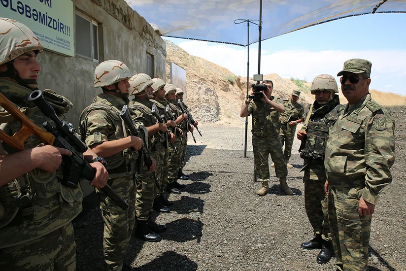Leadership of Azerbaijani Defence Ministry visits frontline
