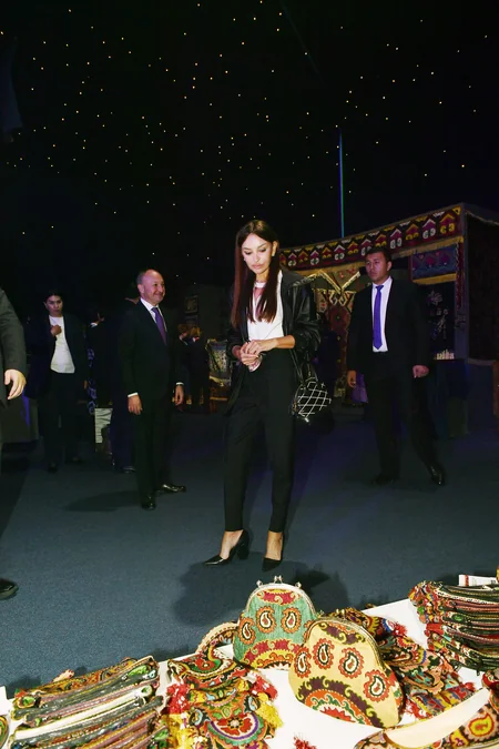 Mehriban Aliyeva views 'Illusions of Time' exhibition in Samarkand