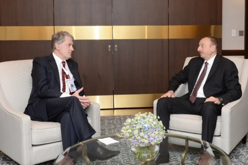 Бывшие президенты Украины поддержали главу Азербайджанского государства