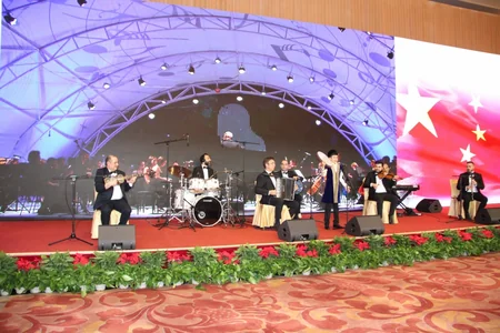 Pekində Ümummilli Lider Heydər Əliyevin 100 illiyinə həsr edilən sərgi və konsert təşkil olunub