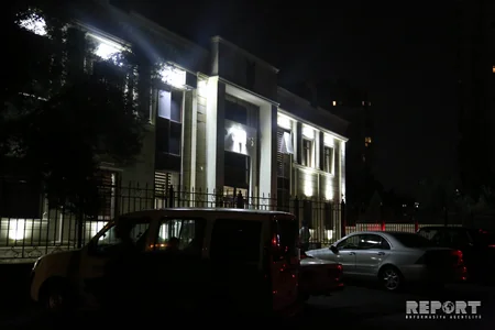 Bakıda şadlıq sarayında toy zamanı kütləvi dava düşüb, yaralı və saxlanılanlar var - FOTO - VİDEO