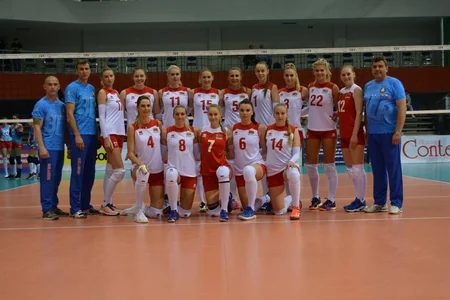 Azərbaycanın qadın voleybol yığması Belarusa uduzub