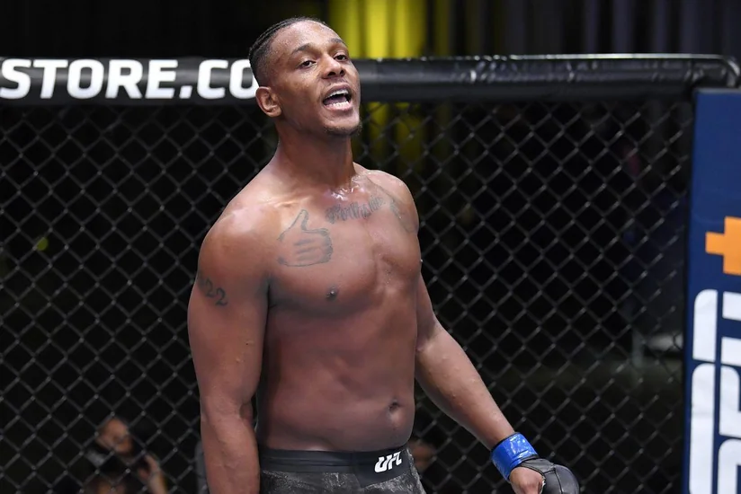 Camal Hill yarım ağır çəkidə UFC çempionu olub