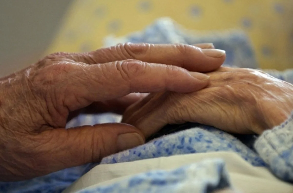 Bakıda 80 yaşlı qadın oğlu tərəfindən qəddarcasına döyülüb