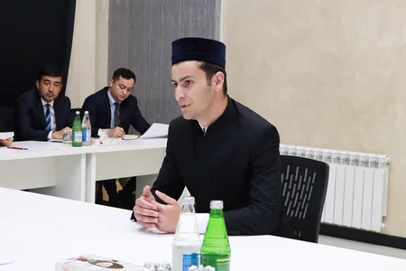 Dini Komitənin sədri Şamaxıda vətəndaşları qəbul edib