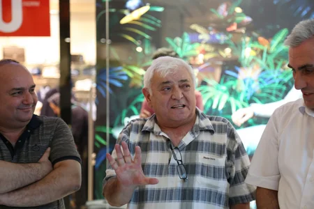 “Əlli dörd gün erməni mühasirəsində” kitabının satışı davam etdirilir