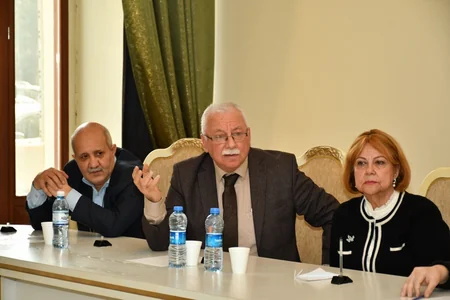 Adil Kərimli Bəstəkarlar İttifaqının kollektivi ilə görüşüb