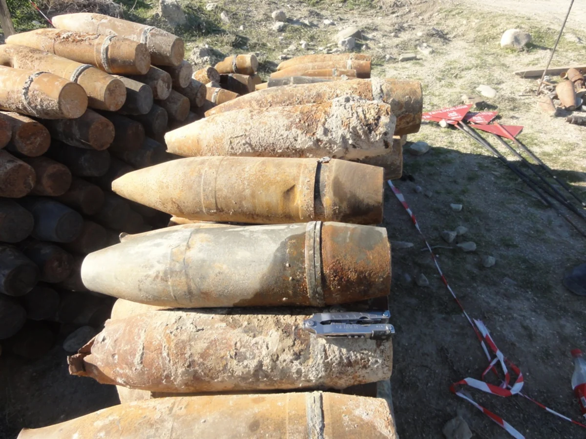 Xızıda 132 ədəd partlamamış hərbi sursat aşkar edilib