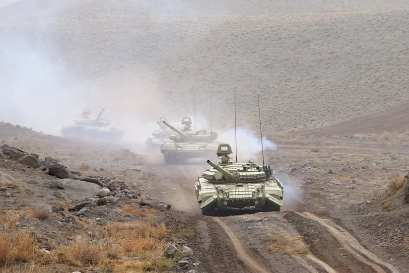 Азербайджанская армия провела в Нахчыване тактические учения с боевой стрельбой