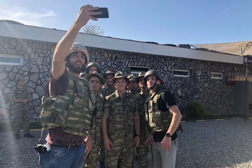 Qarabağ” klubunun futbolçuları cəbhə bölgəsində olublar