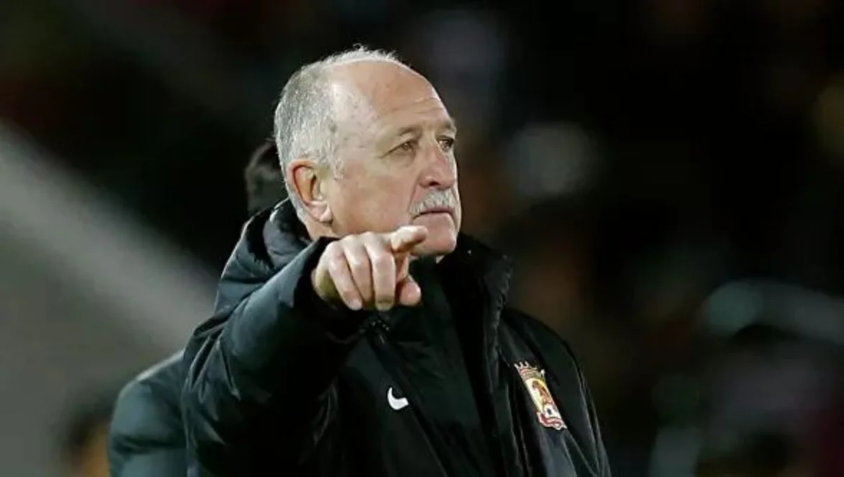 Luis Felipe Skolari istefa verib