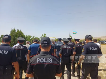 Naxçıvanda göldə batan şəxsləri xilas etməyə çalışarkən boğularaq ölən polis dəfn olunub