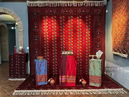 Tbilisidə Azərbaycan və Türkmənistan xalçaları sərgilənir
