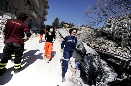 Earthquake in Italy - PHOTO - VIDEO