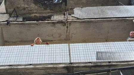 Aftermath of massive airstrike on Kyiv - PHOTOS