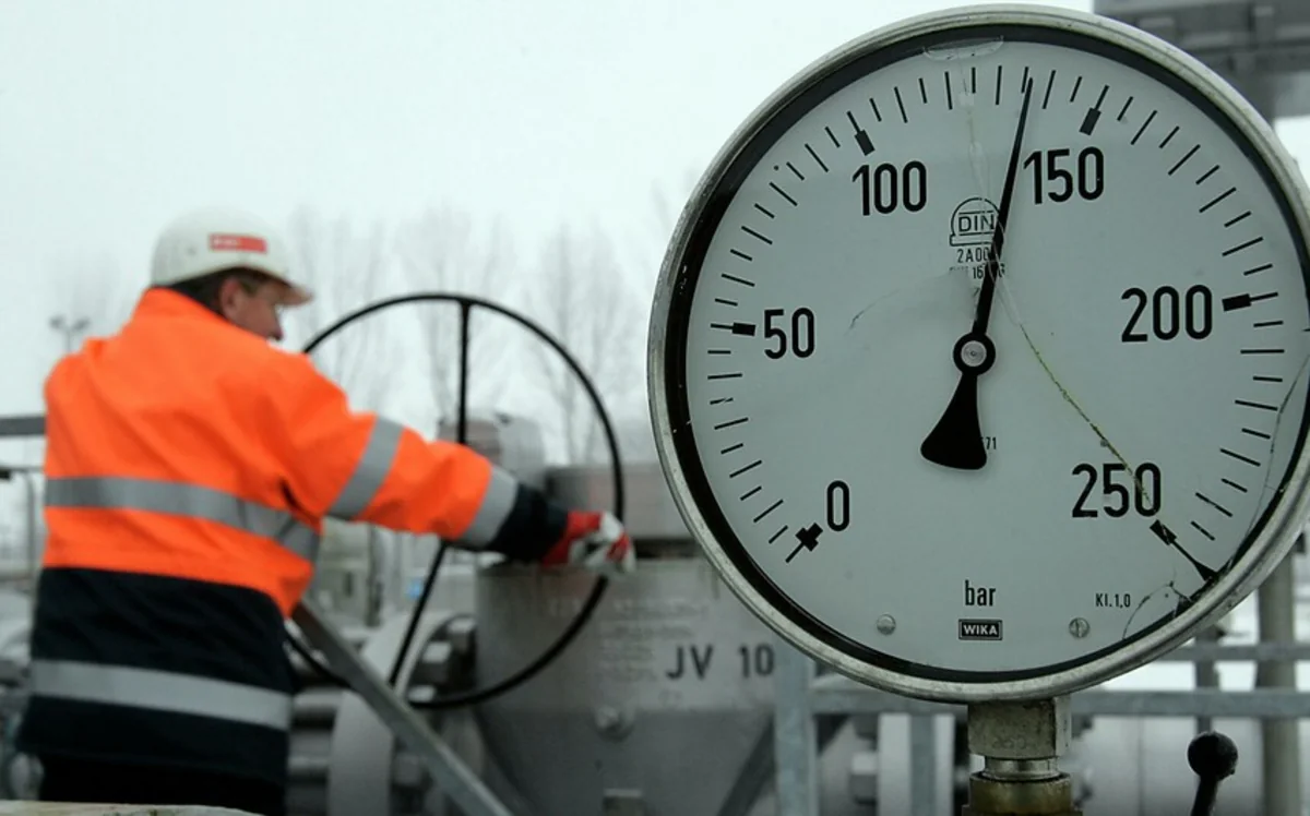 Цена фьючерсов на газ в Европе подскочила на 30%