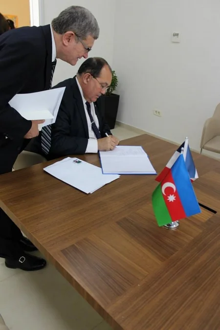 Fransalı dövlət xadimləri Bakı Fransız Liseyində olub