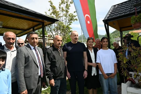 President Ilham Aliyev meets with residents in Lachin