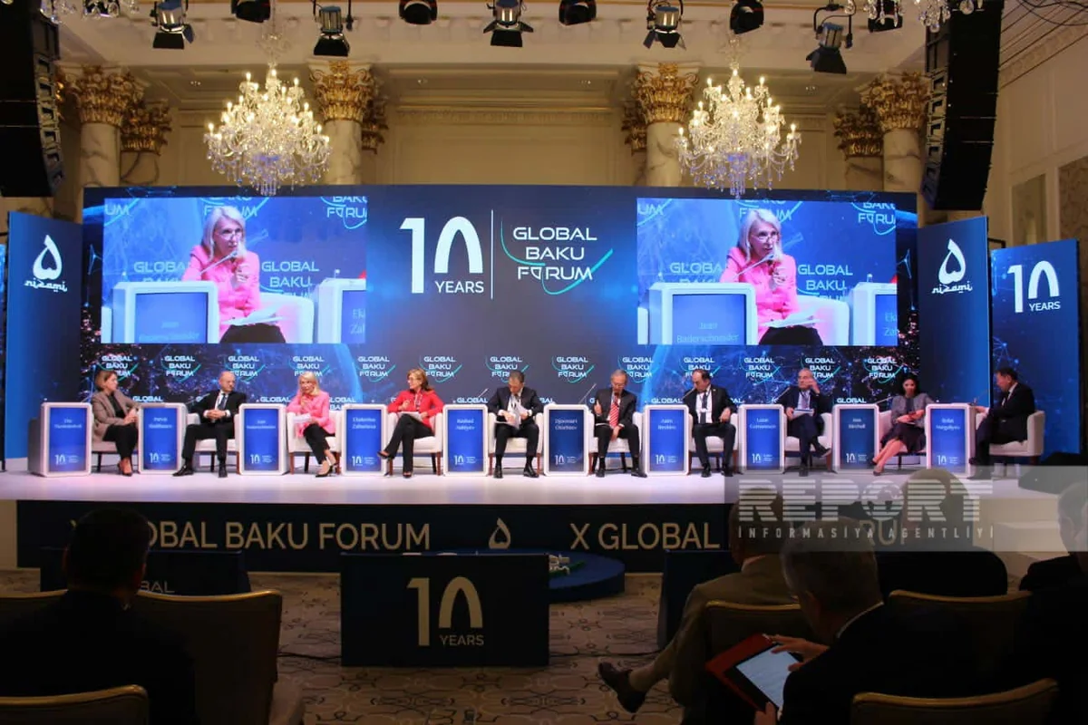 Panel session on new energy and transport corridors in Eurasian zone held within Global Baku Forum