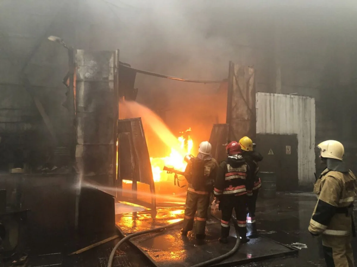Almatıda hosteldə yanğın olub, 13 nəfər ölüb