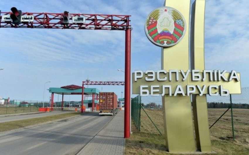Latviya hökuməti Belarusla sərhəddə fövqəladə vəziyyət elan edib 
