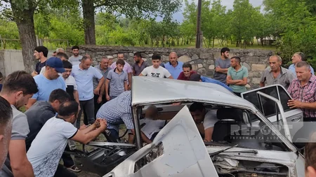 DİN: Oğuzdakı ağır yol qəzasında bir nəfər ölüb, 4-ü xəsarət alıb - YENİLƏNİB