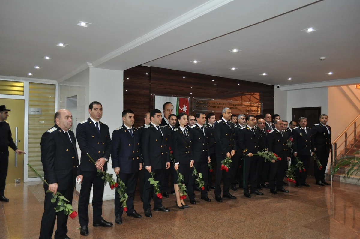 Bakı şəhər prokurorluğunda ulu öndər Heydər Əliyevin xatirəsinə həsr olunmuş anım mərasimi keçirilib