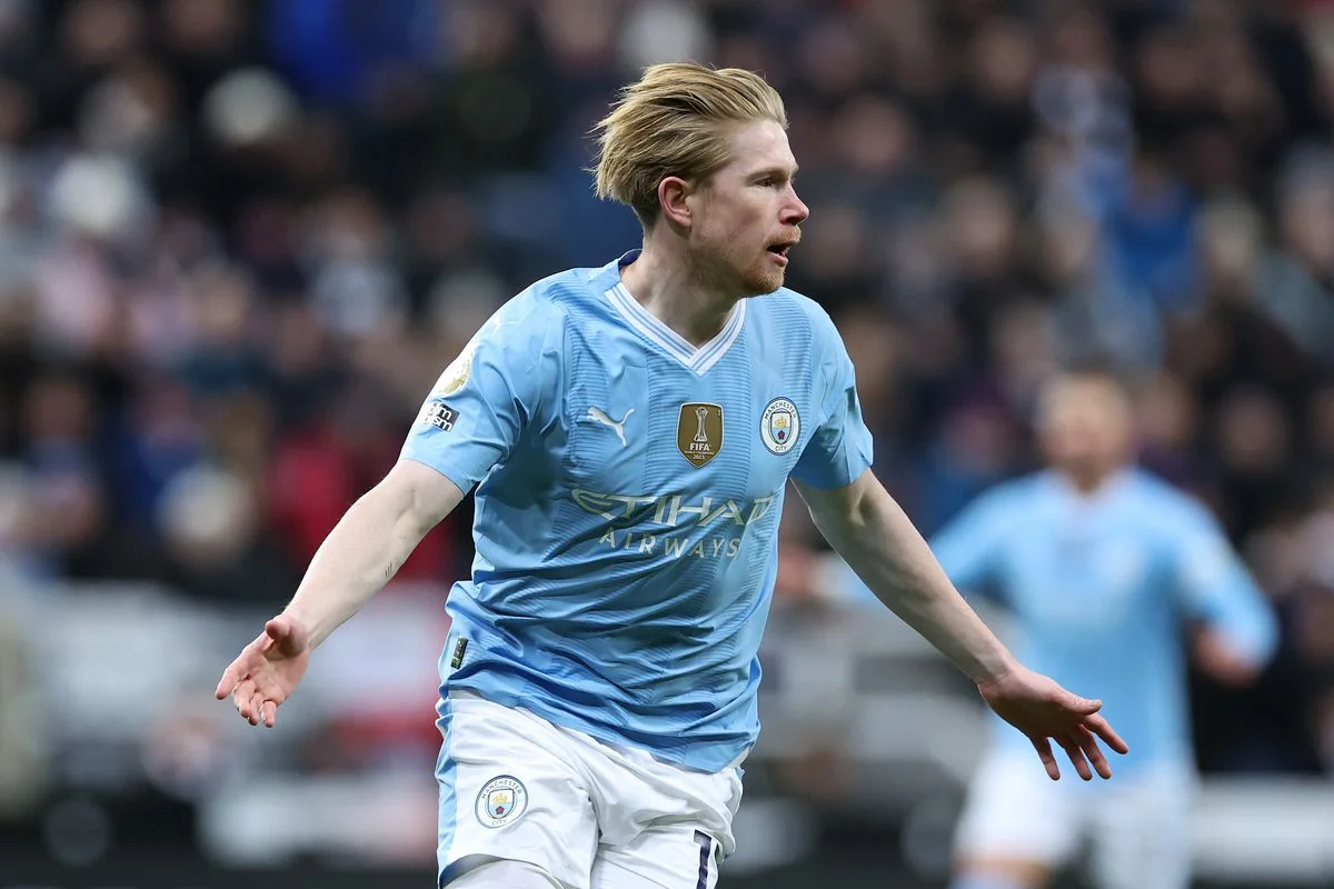 Kevin De Bruyne Mançester Sitinin heyətində yeni uğura imza atıb