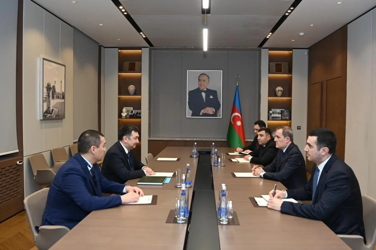 Jeyhun Bayramov meets with Kazakh minister