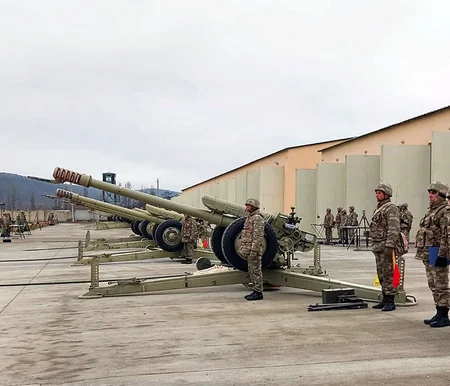 Azerbaijan’s Chief of General Staff checks combat training of several military units