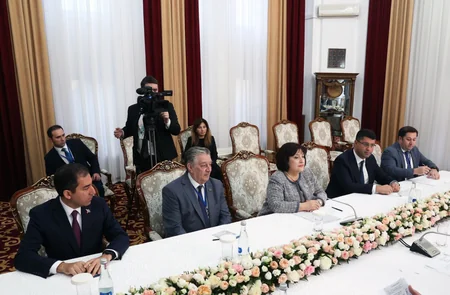 Sahibə Qafarova Valentina Matviyenko ilə ikitərəfli və çoxtərəfli formatlarda əməkdaşlığı müzakirə edib