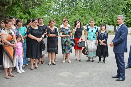 Heydər Əliyev Fondunun nümayəndələri Qarabağ bölgəsində sakinlərlə görüşüb