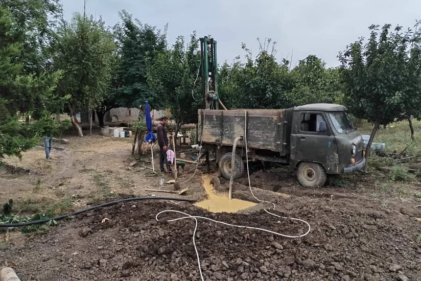 Cəlilabadın Novruzallı kəndində su probleminin həlli üçün artezian quyusu qazılır 
