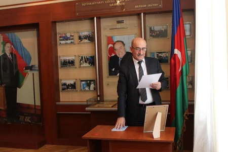 ADNSU-nun müəllimləri and içib