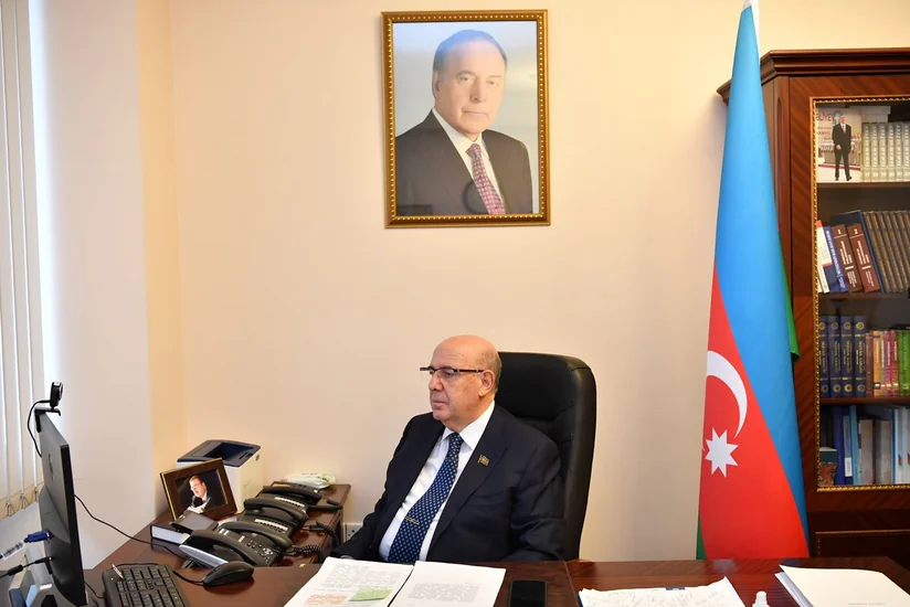 Parlamentin komitəsi dərmanların qeydiyyatı ilə bağlı dəyişikliyi təsdiqləyib