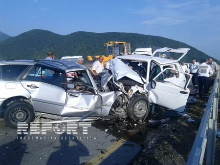 Qaxda ağır yol-nəqliyyat hadisəsi: 5 ölü - YENİLƏNİB