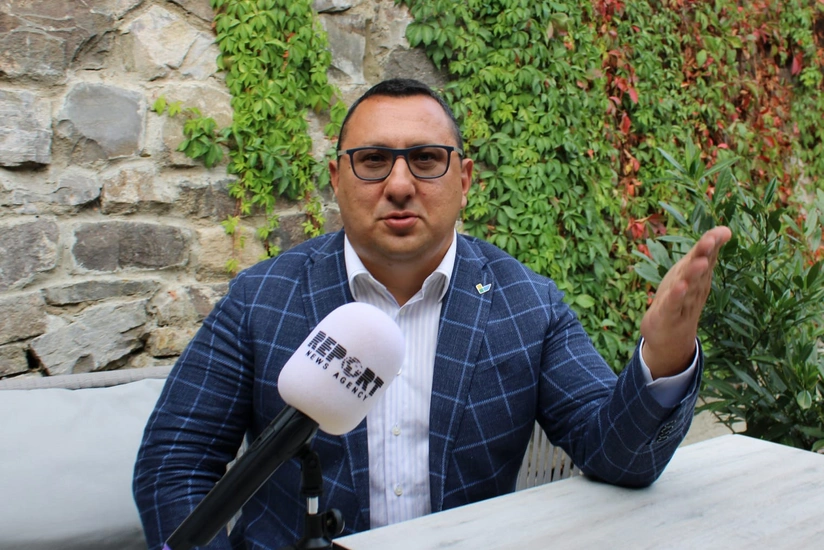 Ukrayna Prezident ofisi rəsmisi SOCAR-ı Zakarpatiyada yataqların işlənməsinə dəvət edir