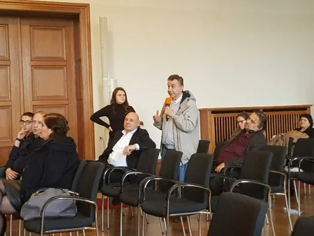 Berlində keçirilən konfransda alman alim Qafqazda erməni yalanlarına qarşı yeni faktlar açıqlayıb - FOTO