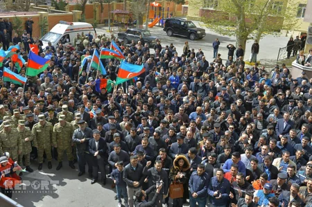 Azərbaycan ordusunun şəhid polkovniki və onun əsgəri Şəhidlər Xiyabanında dəfn edilib - FOTO - YENİLƏNİB