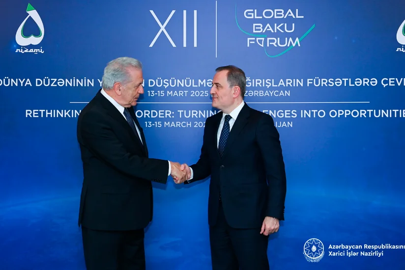 Обсуждены двусторонние и многосторонние отношения Азербайджана и Греции