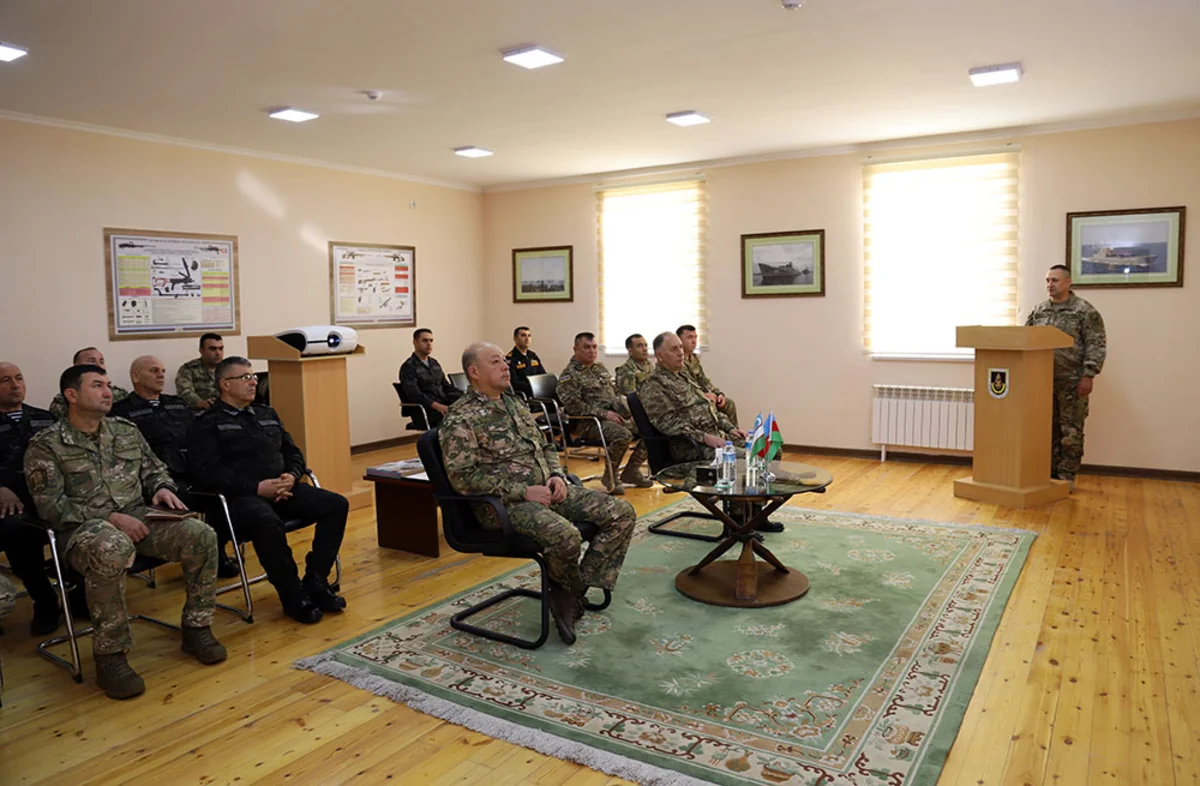 Özbəkistanın müdafiə naziri Azərbaycanda hərbi hissələri ziyarət edib