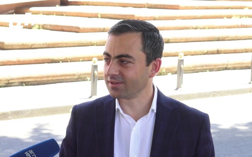 Ermənistanın müxalifət fəalı Paşinyanı təhqir etdi